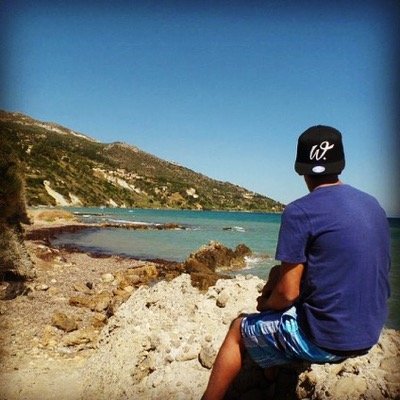 16 jaar - scala rietvelden aka blaise - gamer - gitarist - insta: ash_winn_