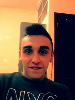 RskSinox's profile picture. instagram : hamzito6240 . facebook : hamzito rsk ,viens sur face écouter des frestyle rap si tu aime ftr pirates grand