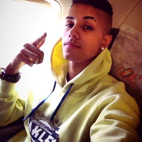 se o mal chegar entro na frente p te proteger meu oliver decesary santos, @Mclivinho .. ♥ | não é desde o começo,mas vamos até o fim! Dona : @deborabattista_