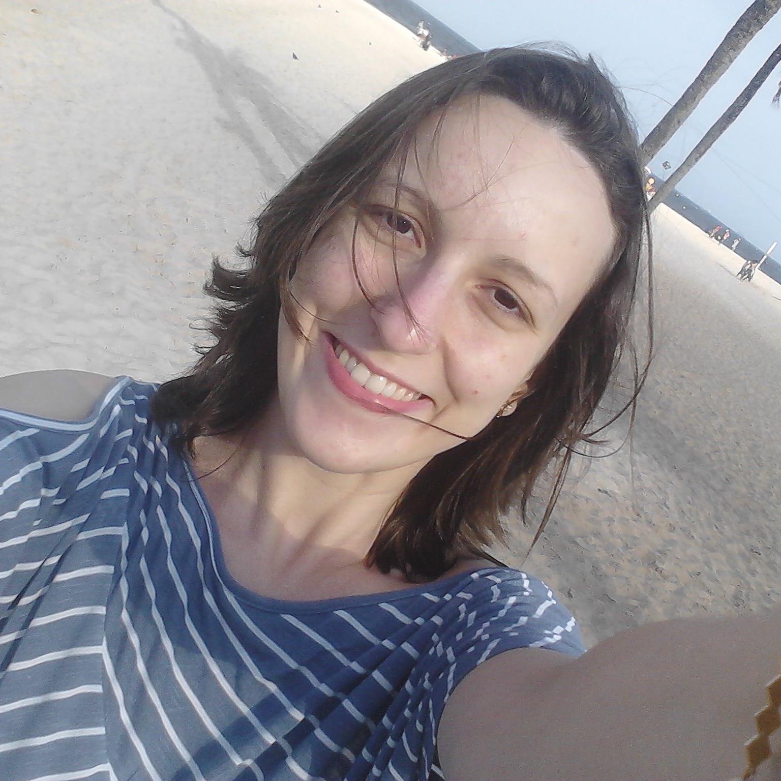 marcelaborde's profile picture. Social Media Strategy, Seo, Google Analytics, Wordpress, Joomla, HtML e Photoshop. Aprendiz de cervejeira, curiosa, agitada e uma das #GarotasCPBr