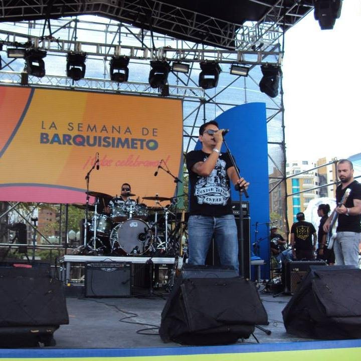 Rock Alternativo @perfilyencar /@nicolaspalazzi /@AlvaroVra /@MegaJeanC - rockepifanico@hotmail.com
https://t.co/CRp64X2GnC