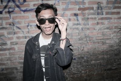 cuman satu hanya ingin membahagiakan orang yang gua sayang