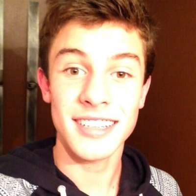 New fanpage accout on shawn follow back please :-)