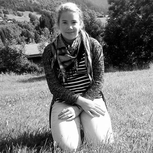 Il vaut mieux être seule est malheureuse que être malheureuse avec quelqu'un.
Maryline Monroe ♥