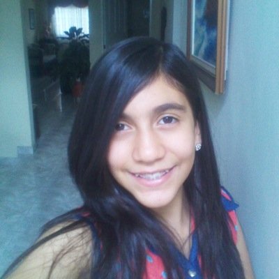 Mis amigos me dicen fierritos por mis brackets, voy en secundaria y me gusta Justin Bieber