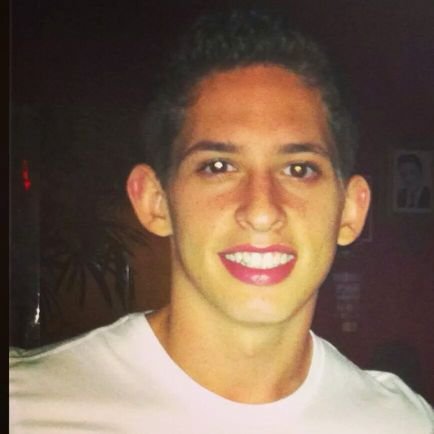 Pienso luego existo / Polvo de una noche del 96 / Si me jodes te jodo / Nuevo twitter me han borrado el otro