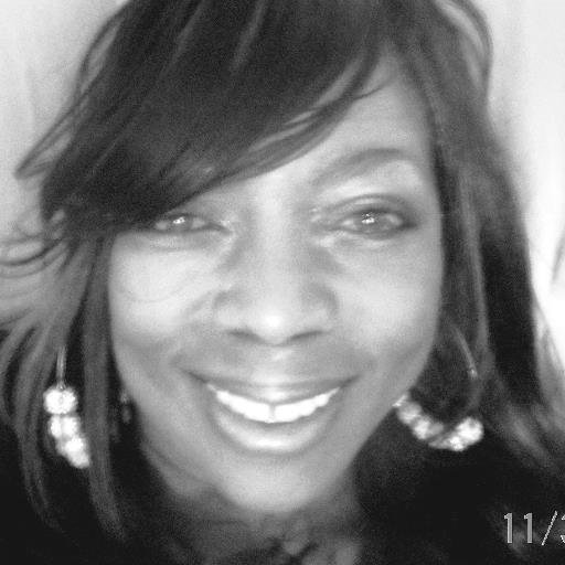 HeArt_ofHealing's profile picture. Introducing The Healer One Heart at a time. The Love of Jesus Christ»Artist»Art Therapy»MSW
PHIL3:13-14- 4GIVE 4GET LET GO so u can PRESS  FORWARD✨