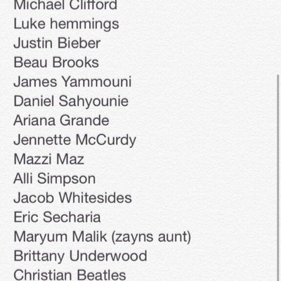 hey its @ashhftniall here sooo please rt the link below for a dm to anyone in my icon