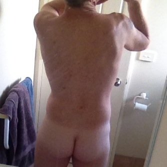 part time athlete, would love to say full time nudist but society frowns upon that! love the sensation of being naked....