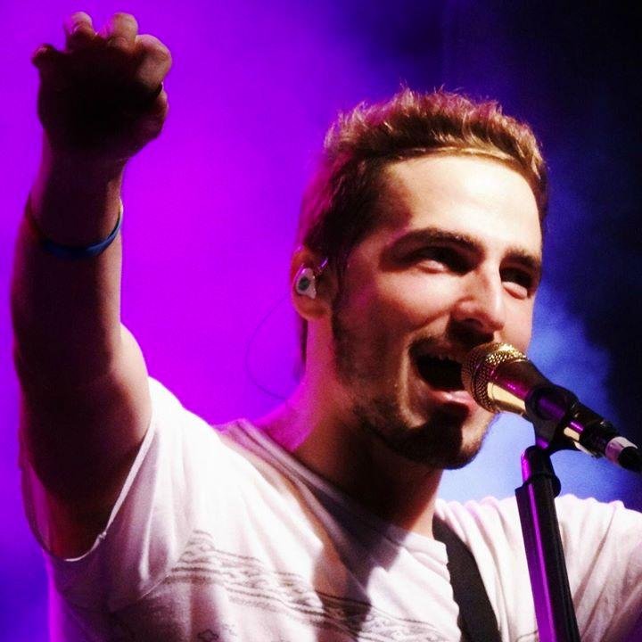 Rusher and Driver. Heffron Drive is my whole life and some day I will met them :) :P #SpainNeedsBTR #HeffronDrivecometoSpain #SpainNeedsHappyMistakesTour