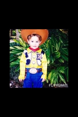 I Love @AustinMahone. Is My heart, My air, My world, My life!!! I Love You Forever♡