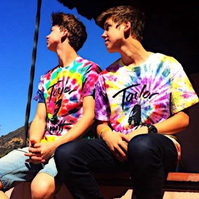 follow @caniffsunshine , ask for a follow back