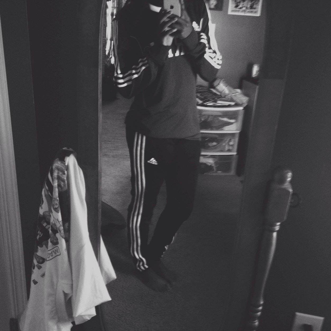 follow @idgafespinosa please ive been loosing alot of followers lately