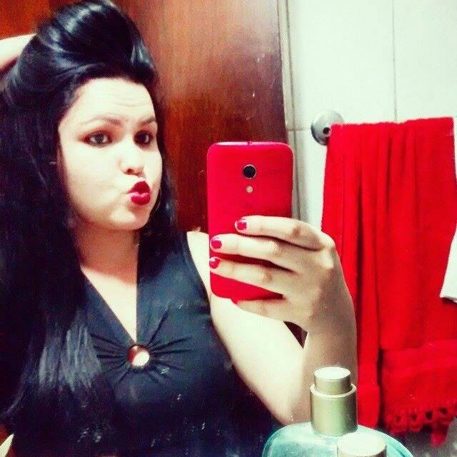 Geminiana , Umbandista,  Apaixonada pela vida , Protegida por um Cavaleiro Nobre 3 , Insta : http://t.co/RrczsG9Ifd