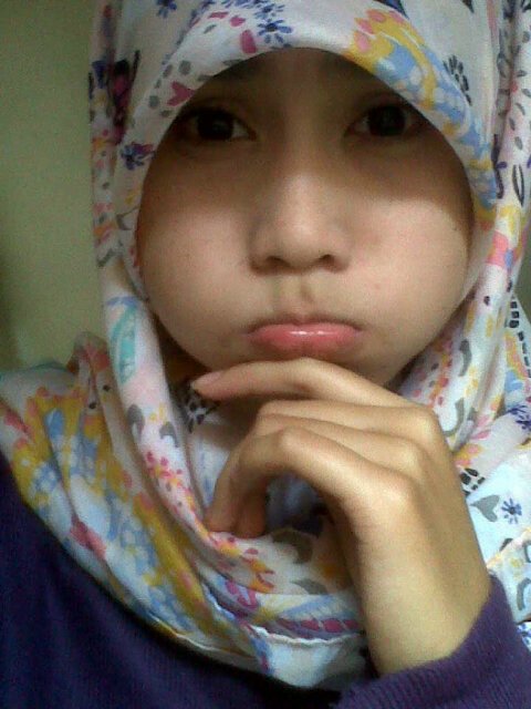 My Name Is Yolla, Follow Back Ya, (Pin:56D8460A)