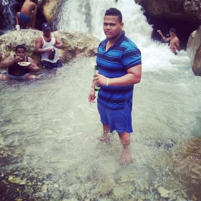 yeral_b's profile picture. Cuando luchas por lo k quieres siempre lo consogues no importa lo k sea siempre k este en las manos de dios y en tu cabeza como una meta