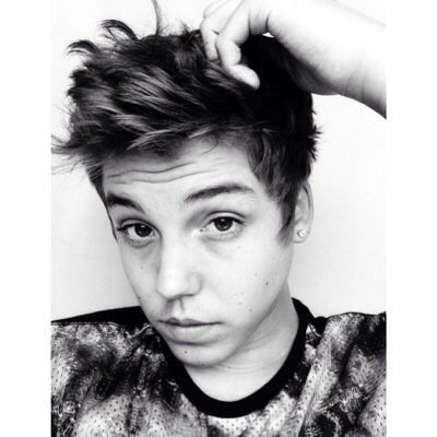 congrats matt followed you! you are on this tl! for that split second, he new you existed. now here's a free follow from @agbsunrise! xx