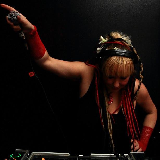 DJ / MC / Music Producer With 
 The @DNBGirls & @BitchPlzBeats