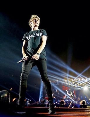 Pls follow @punksbetter I follow back | your sunshine will follow you one day, don't give up!