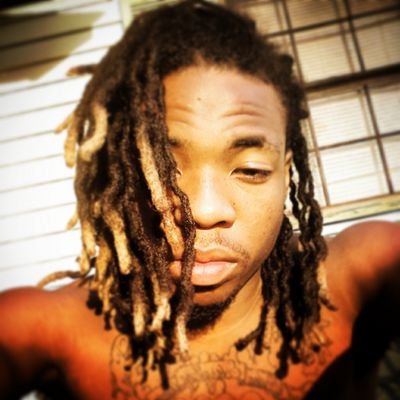 GOD 1$T.... umm team light skin .....$MG BE DAH TEAM........keep ery tang 1hunna....[TEAM] WER DEM GURS @?.....