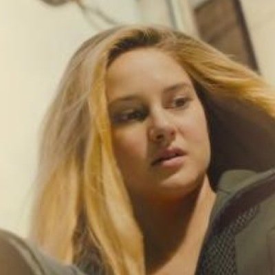 Fear doesn't shut you down. It wakes you up. @HonestDivergent taught me that. [ DivergentRoleplayOnly | Muiti RP | Tris. ]