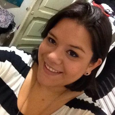 Mercadologa un poco loca, digo lo q pienso pero no siempre lo q siento... Apasionada pero bastante despistada...