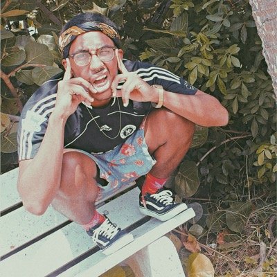 BeYourselfNotMe's profile picture. 