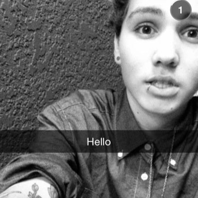 youtubers/O2L//Sam pottorff//Pierce the veil//Sleeping with sirens//All time low//Of mice and men//Nivana// BACON//The fault in our stars//Divergent//Frozen//16