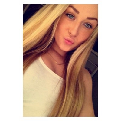 Snapchat: daphnezilvold 
Insta: daphnezilvold ♡