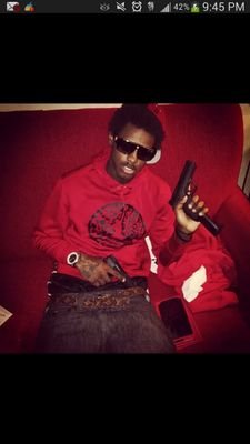 official @someret_B music page
#SOMERSETGANG ceo 
for booking: somersettt@gmail.com
313 808 8758 
Warren Up Bitch!!!!!