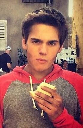 {× I mean, how are you all still alive? ×} ||AU/Beta/Unclaimed/Straight/#Maliam||