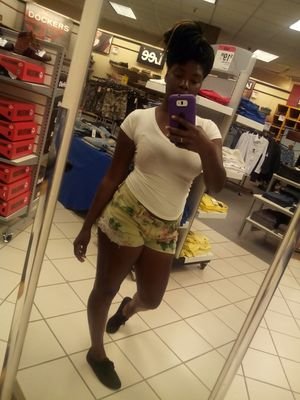 FUCK a bio, && you stupid hoes. follow my love @LickMy_dance & click that follow button && metion me. show no love #ForEverAlone @mizz_killin_hoes