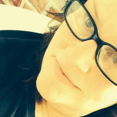 kellyleeavery's profile picture. California based artist.