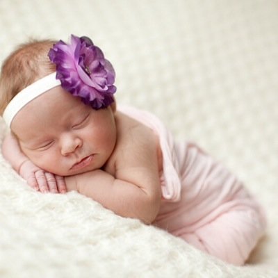Newborn baby girl. Im a fairy child! my mommy @MayorMills1 loves me so much!! #NotMulitRP