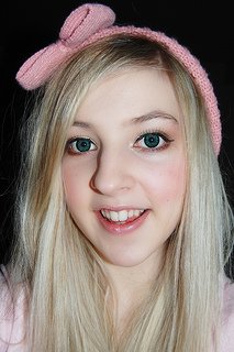 chitaaida806's profile picture. Que sensacion tan linda te da cuando alguien intenta que rias, mientras lloras!