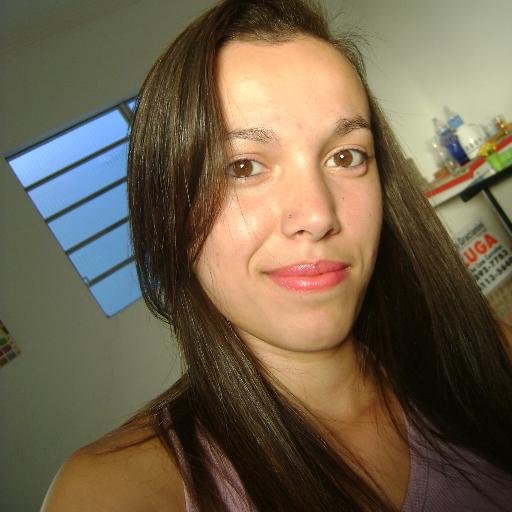 Precisamos aprender a aceitar o que a vida nos dá.As vezes perdemos aqui,para ali ganhar.