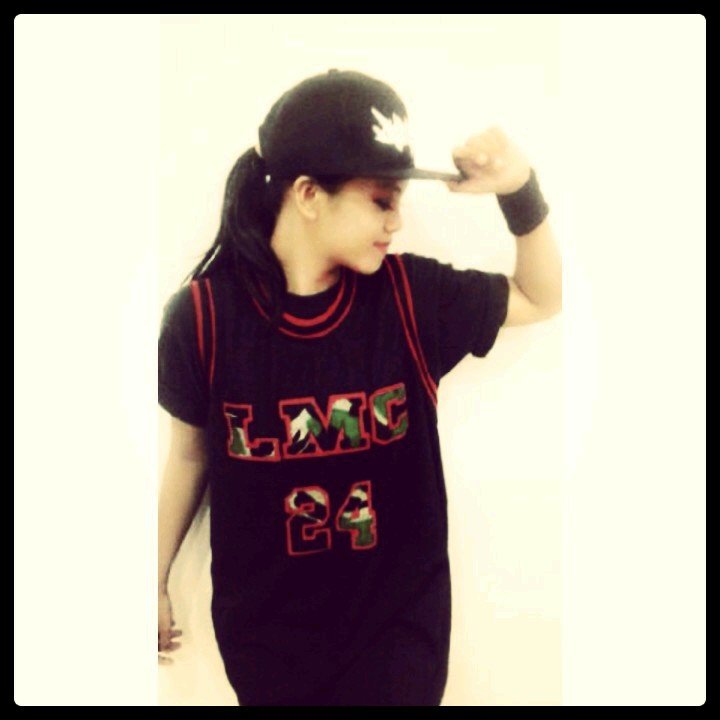 || Mendekatkan Hati Kepada Tuhan || Dance Hip-Hop “LMC” ||LkmnNH||