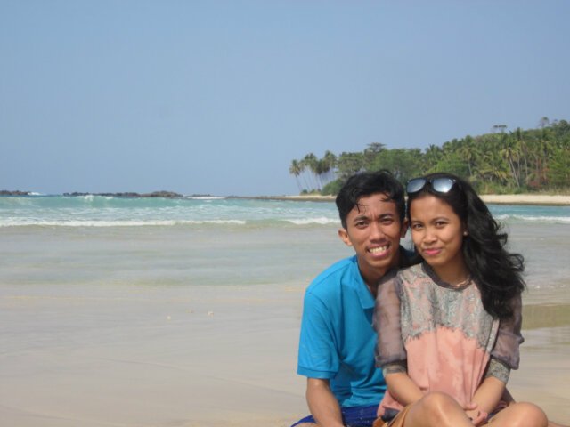Allah SWT. AyahIbu{{}} Perempuan setia yang mencintai mas Heri Handoko♥✌