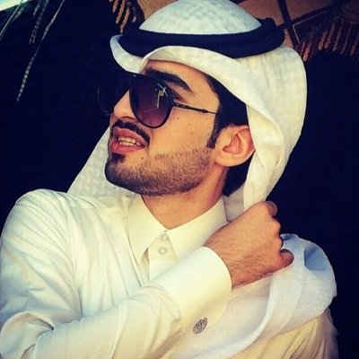 ‏‏حيْنَ آدْرَكْتٌ أنْ لاْ شَيْء يَدْومْ لِلأبَدْ . تَجْاهَلْتْ كٌلَ شَيْء. . ... ♥☇.