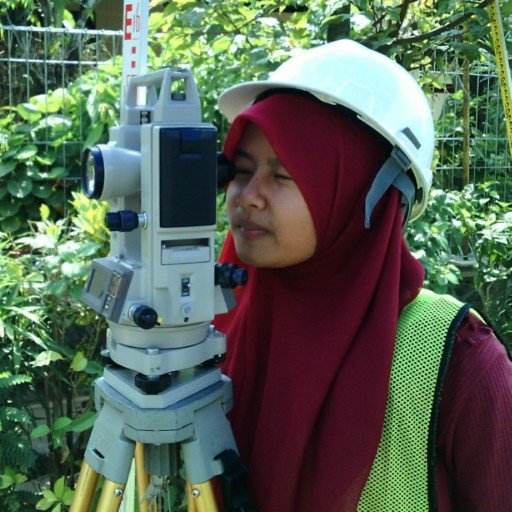 khairunisaSM's profile picture. Siap melangkah ke jenjang berikutnya !!