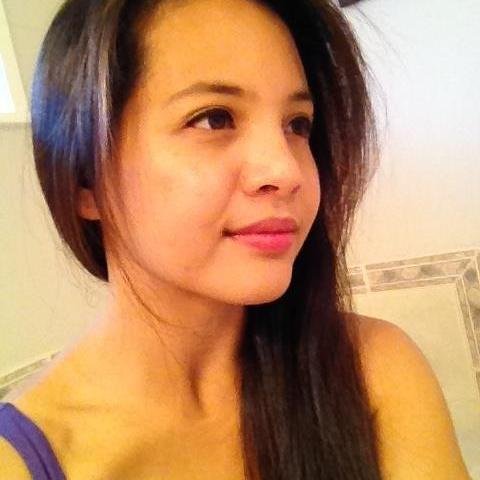 maylamont's profile picture. Loves travelling, good food, music and yoga. A closet geek.