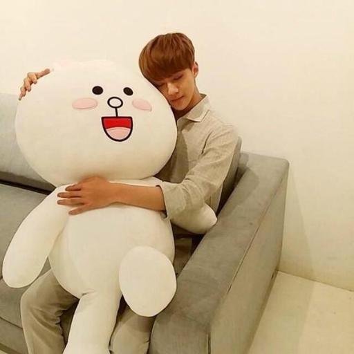 hello this is a free follow from @melodyhun_