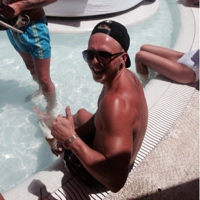 LouReed87's profile picture. Everything happens for a reason . . snap chat: reedio87