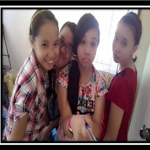 larz_whiteangel's profile picture. 