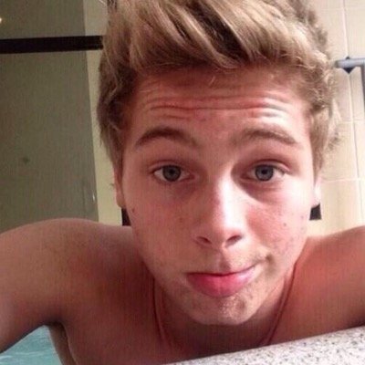 you should follow @hemmingslemons :-)