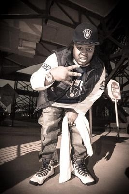 Founder of the kR3w Clan (Ps4),Rapper, Gamer, Stand-Up Comic, Philanthropist, Cheesecake Connoisseur, Jordan Retro-Shoe Virtuoso, Entrepreneur, Son of God..