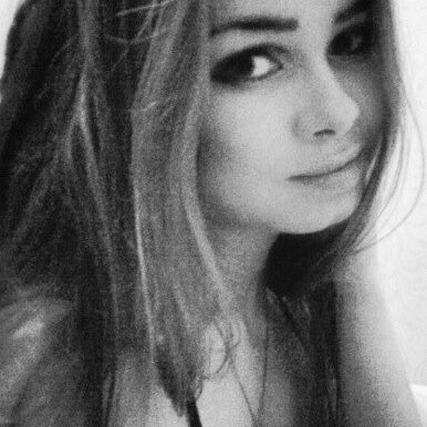 richbitch_witch's profile picture. 