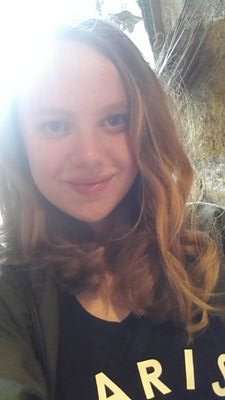 im 15 i love music amd enjoying life i love going out with my friends on weekends and i love themeparks!!