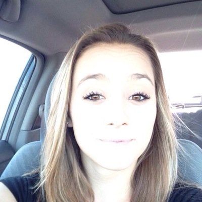 AliciaBentle's profile picture. 