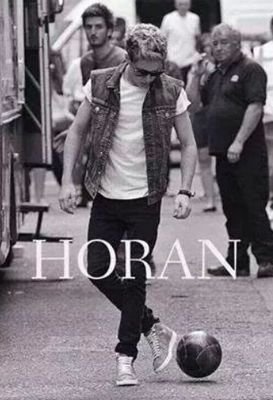 Catht2006's profile picture. Directioner.
One Direction it's my life. 3